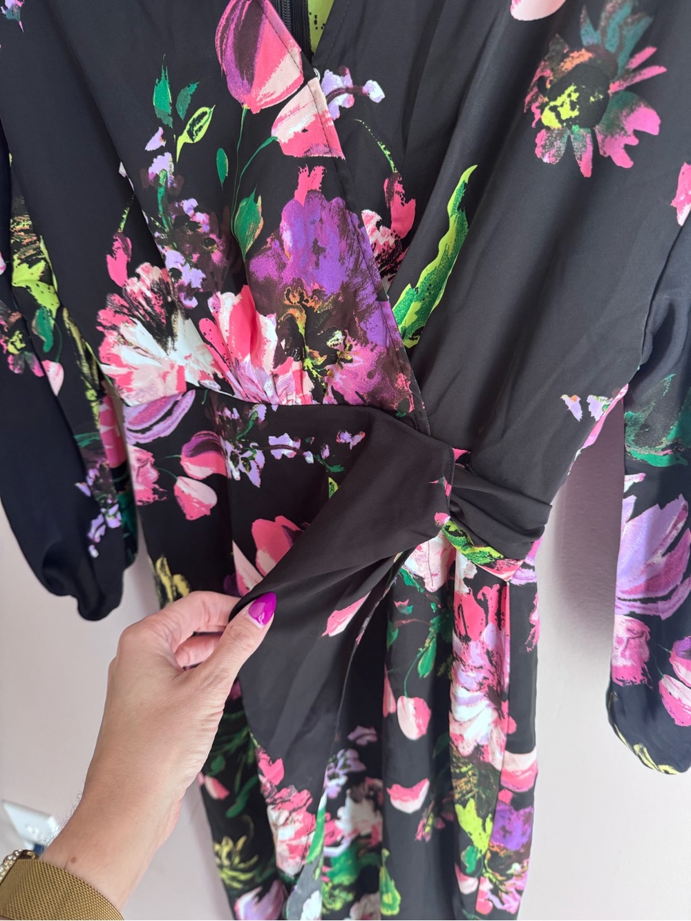 ENTRO BLACK FLORAL TROPICAL WRAP MIDI DRESS Size S Small NEW - Picture 3 of 11